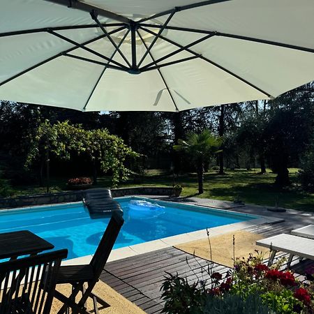 Apartment In Villa La Carruba ريفرغارو المظهر الخارجي الصورة