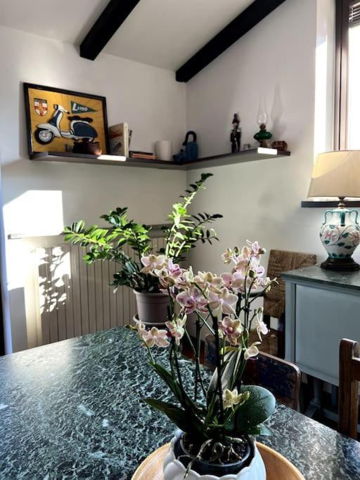 Apartment In Villa La Carruba ريفرغارو المظهر الخارجي الصورة