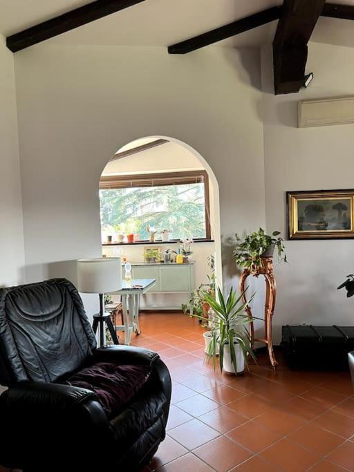 Apartment In Villa La Carruba ريفرغارو المظهر الخارجي الصورة