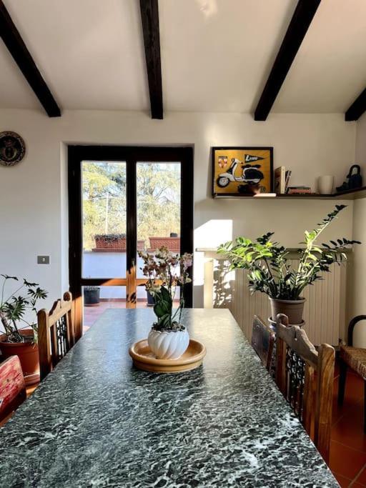 Apartment In Villa La Carruba ريفرغارو المظهر الخارجي الصورة